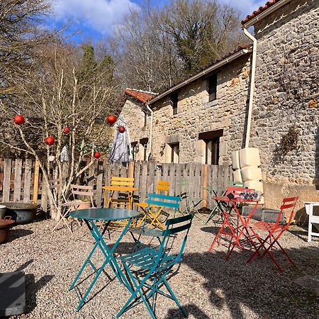 Le Plantier 1 Apartment Beaulieu-sur-Sonnette Exterior foto